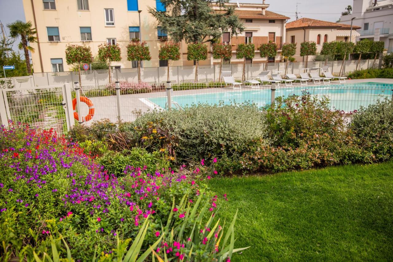 Homingarda - Fine Holiday Apartments Peschiera del Garda Esterno foto