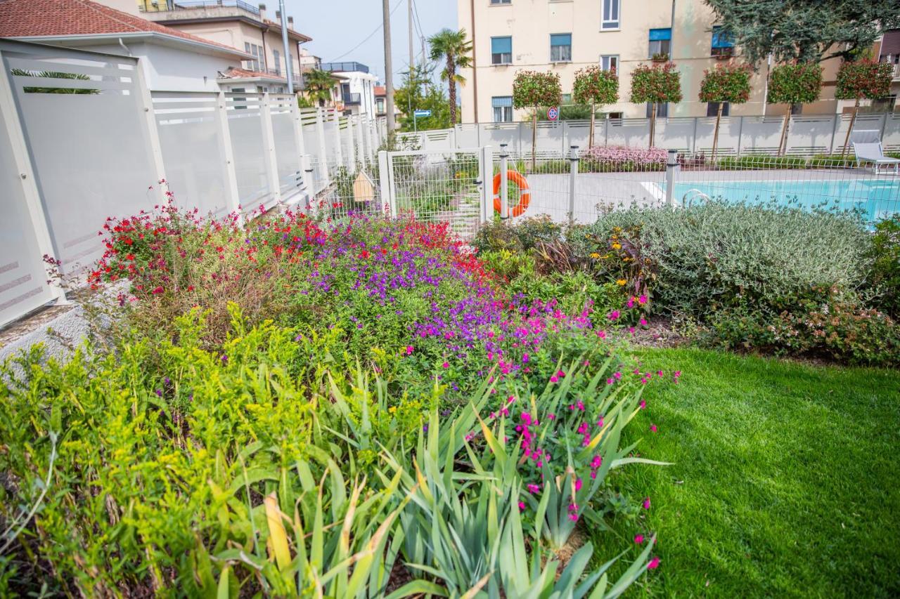 Homingarda - Fine Holiday Apartments Peschiera del Garda Esterno foto
