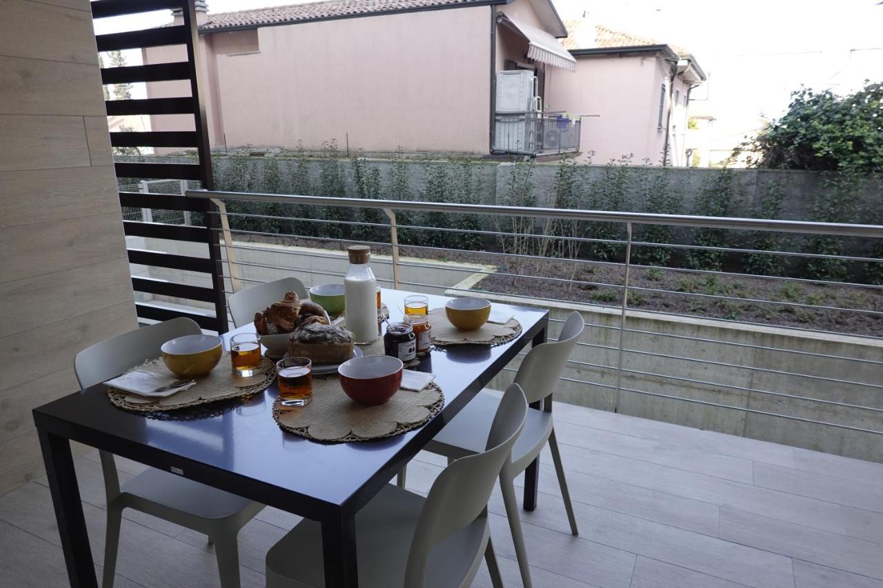 Homingarda - Fine Holiday Apartments Peschiera del Garda Esterno foto