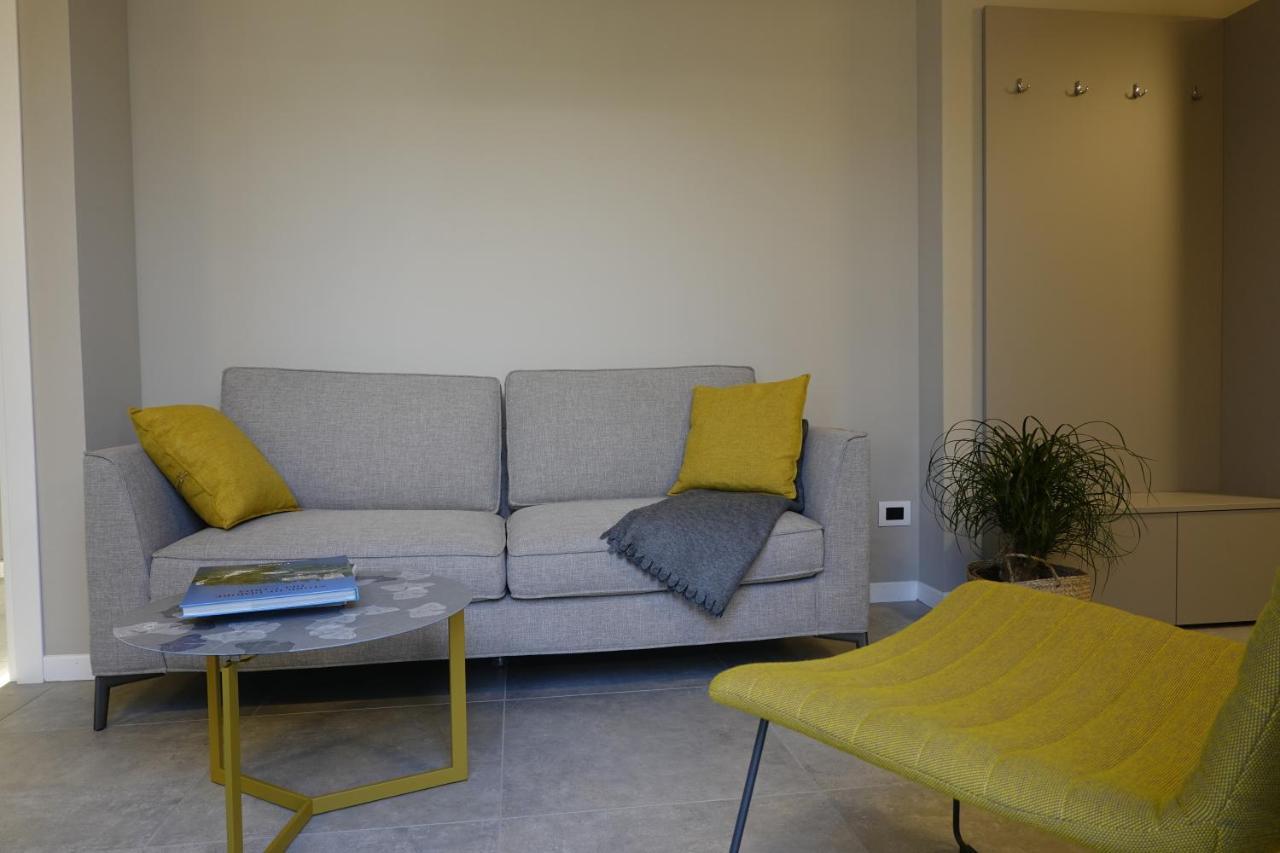 Homingarda - Fine Holiday Apartments Peschiera del Garda Esterno foto
