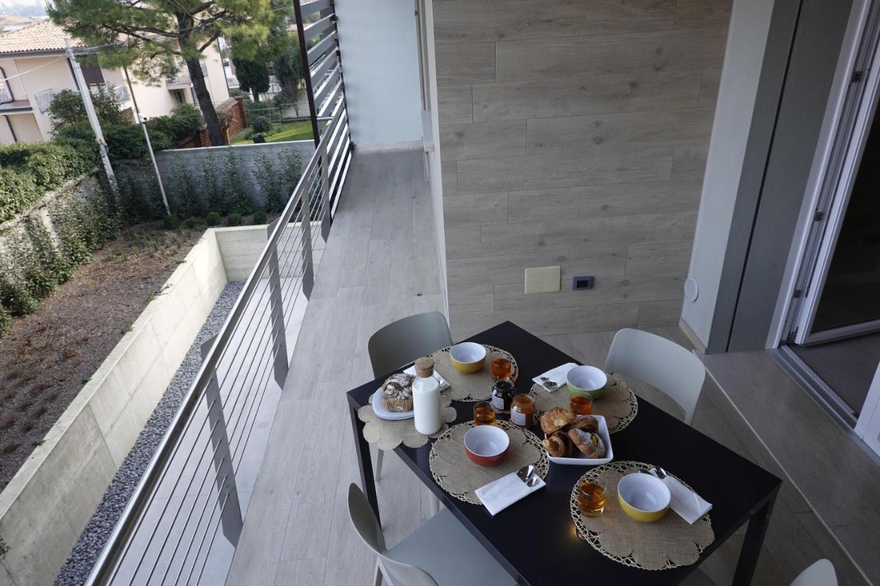 Homingarda - Fine Holiday Apartments Peschiera del Garda Esterno foto